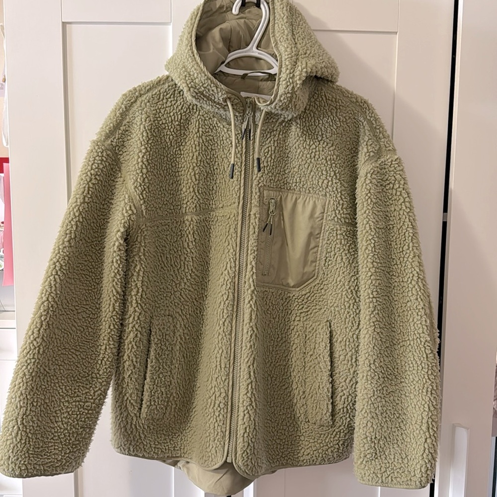 Oversized sherpa jacket